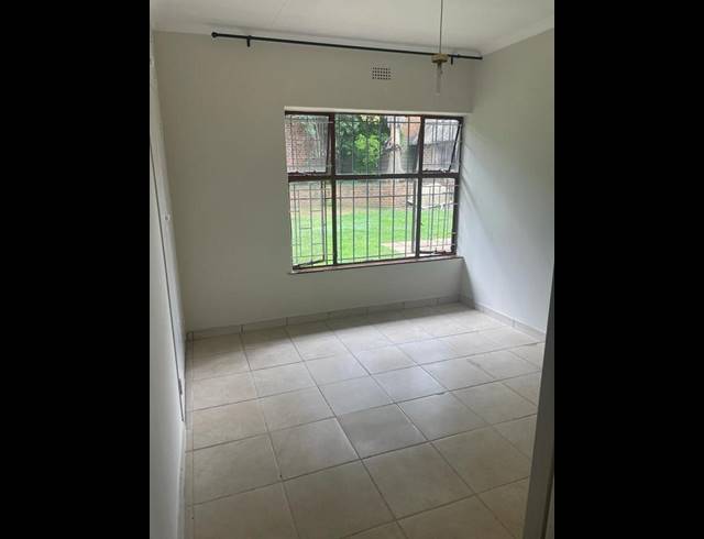 3 BEDROOM HOUSE FOR SALE IN BIRCHLEIGH NORTH